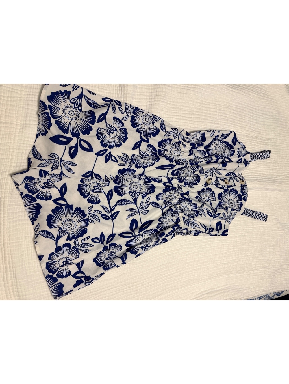 Tropical Vacay Rdy Women's Blue and White Floral Print Romper with Button Detail - Picture 3 of 8